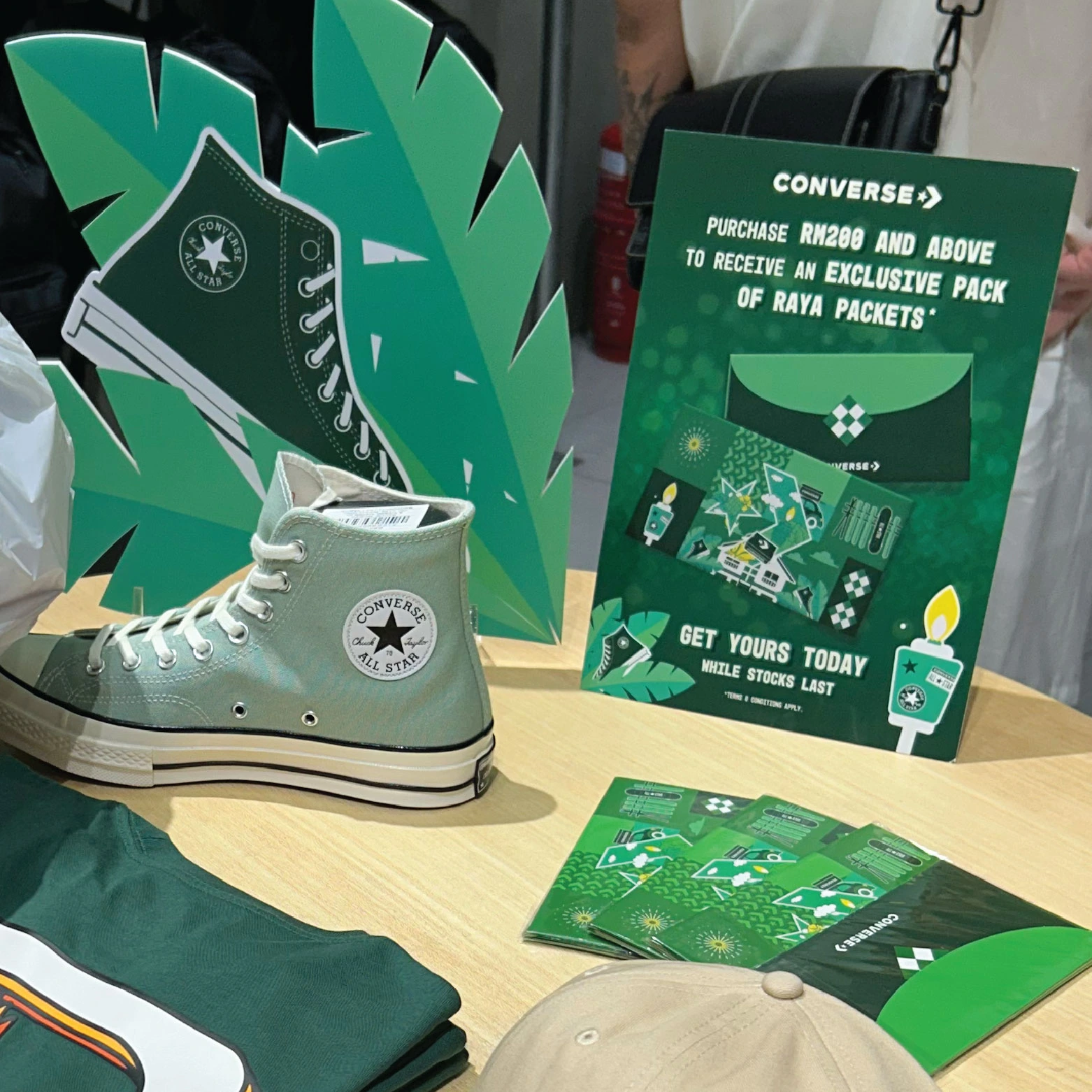 project-details_converse-2